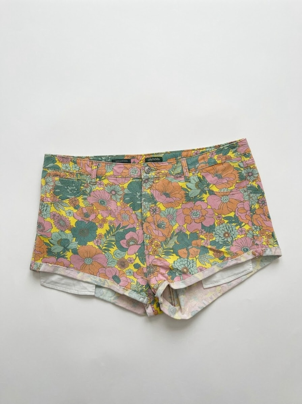 Wild Fable Retro Floral High Rise Cheeky Denim Shorts 🌸✨